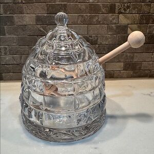 Glass Beehive Honey Jar with Wooden Dipper